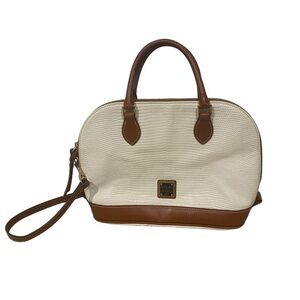 Dooney & Bourke Pebble Zip Zip Satchel Purse White / Brown with Bag and Keychain